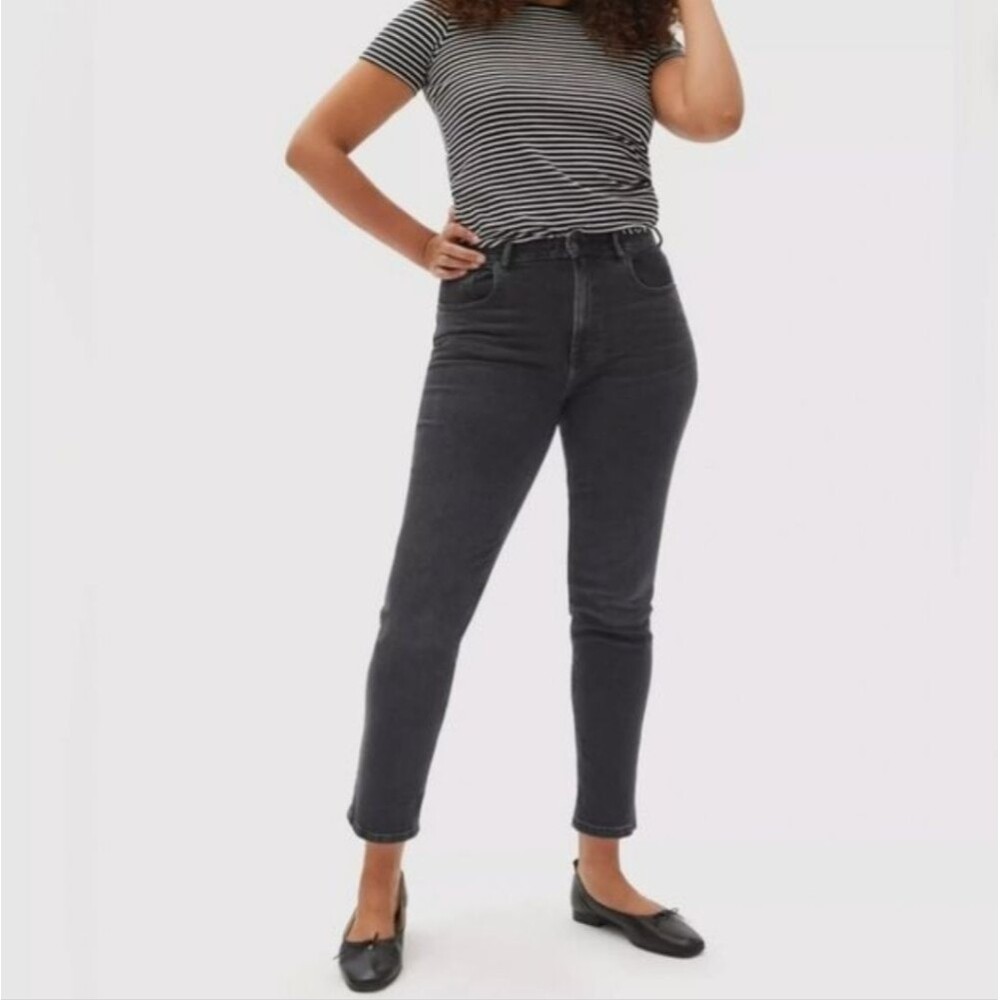 Everlane Curvy Cheeky Jeans Charcoal Black Size 28 Regular Straight Slim
